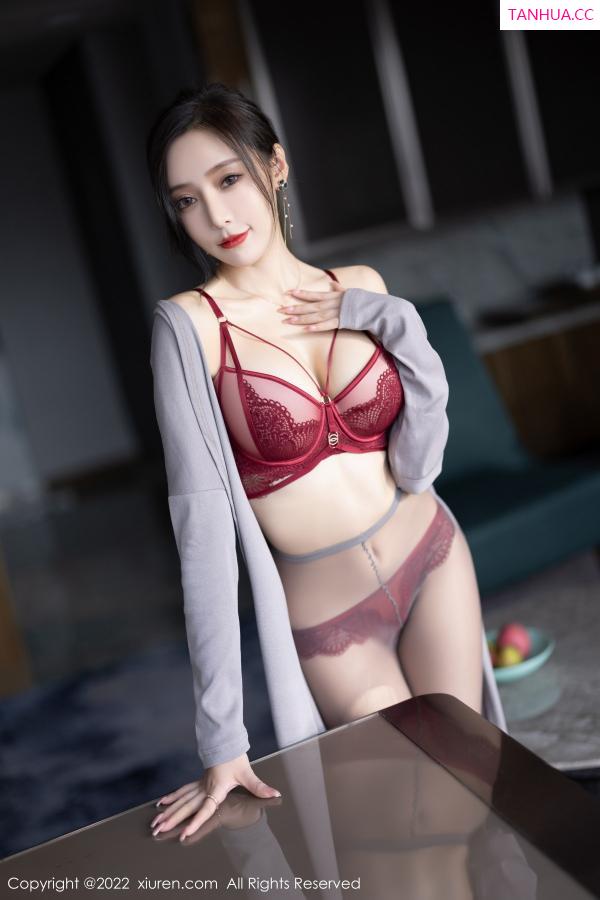 王馨瑶  [XiuRen]高清写真图 2022.10.21 No.5745 王馨瑶yanni 美腿丝袜第52张图片